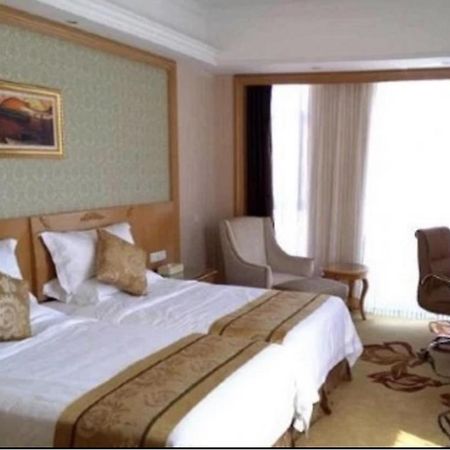 Vienna International Hotel Donglin Road Nanjing  Exteriör bild